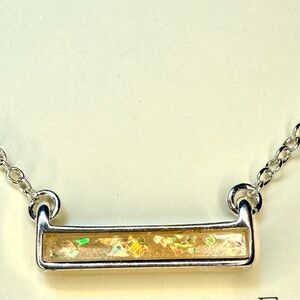 🧚🏻♀️ Elegant Silver Chain Necklace